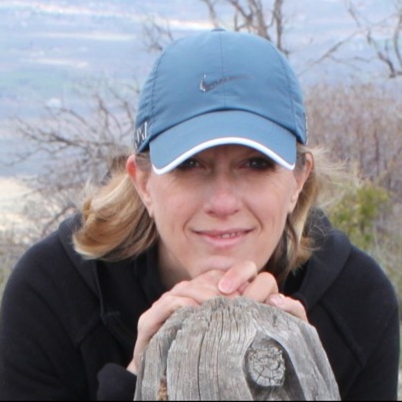 Meet your Posher, Renee - Picture 1 of 1